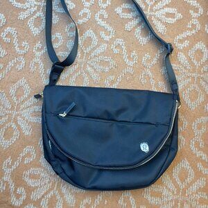 Lululemon All Night Festival Bag 5 L (Black/Gold 5L)